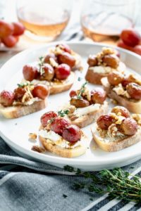 grape crostini